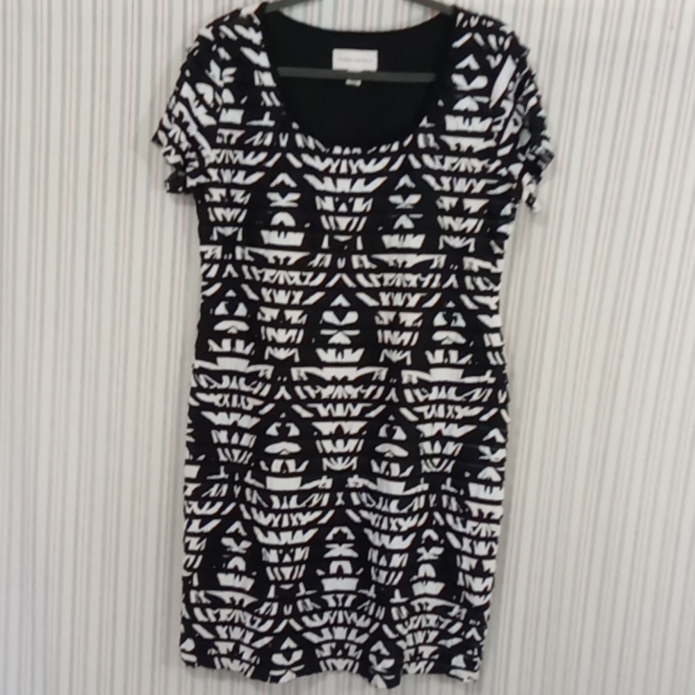 Ronni Nicole Black And White Dress  14